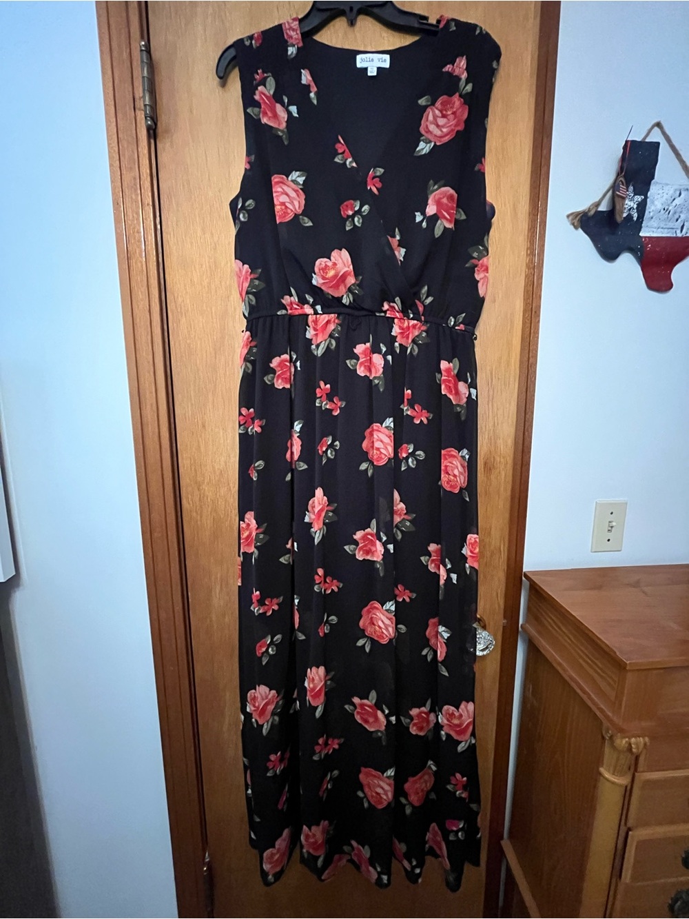 Jolie Black Maxi Dress with Red-Pink Rose Print